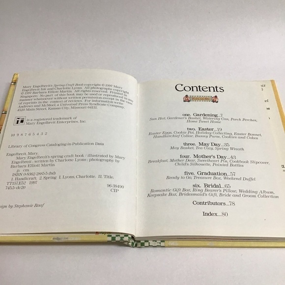 Mary Engelbreit's Spring Easy Craft Book Mini Hardcover by Charlotte Lyons 1997 - Picture 7 of 10